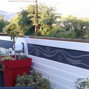 clôture de jardin / pour espaces verts / à lames / en PVC