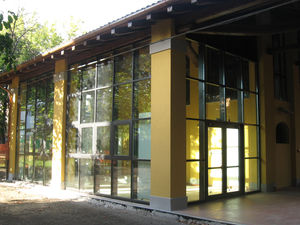mur-rideau ossature autoportante / en aluminium et en verre / transparent