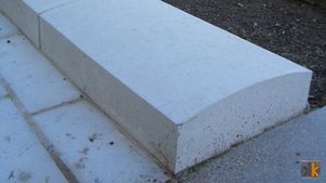 parapet