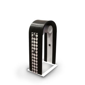 tabouret de bar design original / en métal peint / en plastique / en caoutchouc