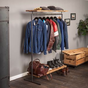 présentoir pour vêtements
