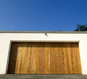 porte de garage sectionnelle latérale