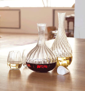 carafe en verre soufflé / professionnelle