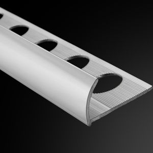 profilé de finition en aluminium