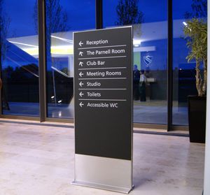 totem signalétique