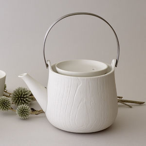 théière en porcelaine