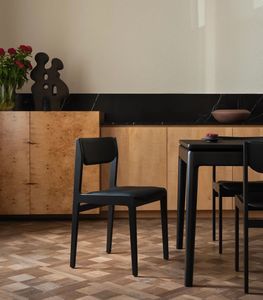 chaise de salle à manger de style 1