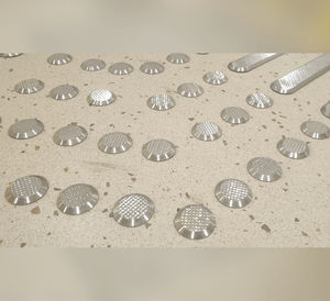 clou podotactile en inox 1