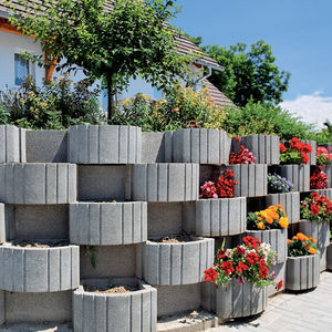 bac à fleurs en béton à haute performance