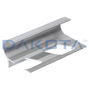 profilé de finition en aluminium / pour angle intérieur / nez de marche