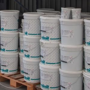 mastic à base de polymer