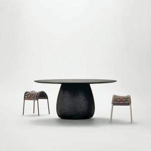 table contemporaine