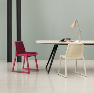 chaise contemporaine 1