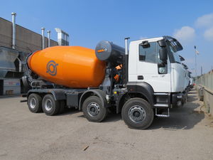 camion malaxeur diesel