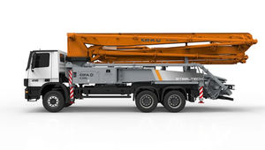 pompe à béton montée sur camion 1