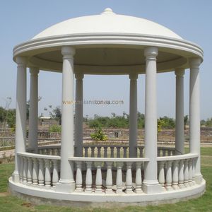 gazebo en pierre 1