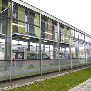 brise-soleil à lames