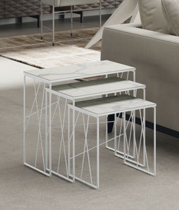 table gigogne contemporaine / en plaqué bois / en MDF laqué / en céramique