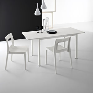 table contemporaine