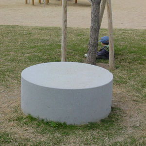 banc public contemporain