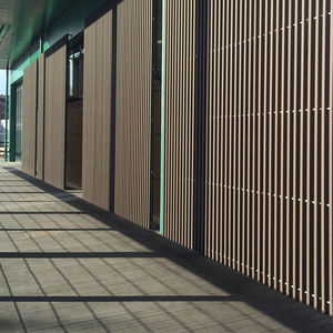 brise-soleil en bois composite