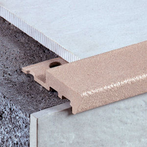 profilé de finition en PVC 1