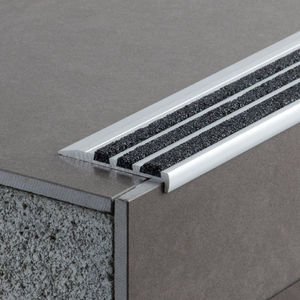 profilé de finition en aluminium 1