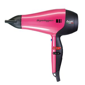sèche-cheveux à usage domestique