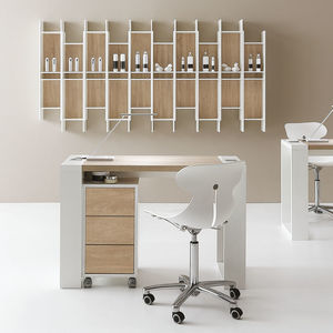 table de manucure avec rangement intégré