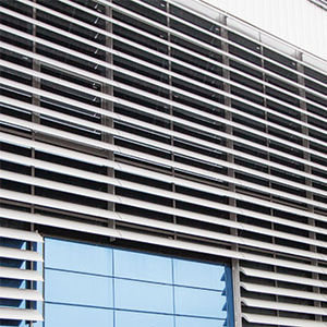 panneau de protection solaire en aluminium