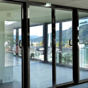 système coulissant en aluminium