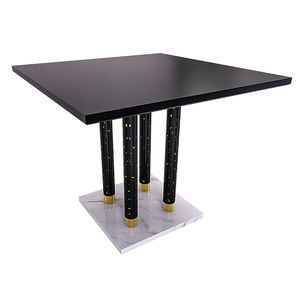 table contemporaine