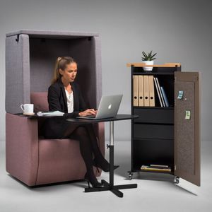 table d'ordinateur contemporaine