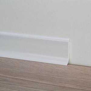 plinthe blanche
