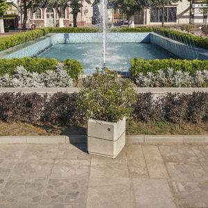jardinière en béton fibré