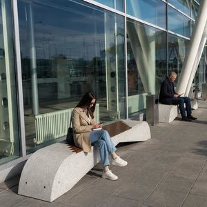 banc public contemporain
