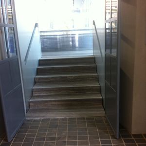 plateforme élévatrice pour personnes à mobilité réduite