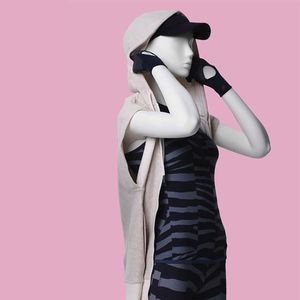 mannequin de vitrine femme