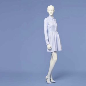 mannequin de vitrine femme
