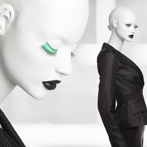 mannequin de vitrine femme