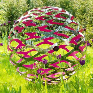 sculpture en acier inoxydable poli