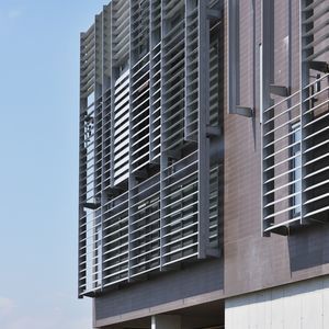 brise-soleil en aluminium 1