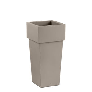 cache-pot en polyéthylène 1