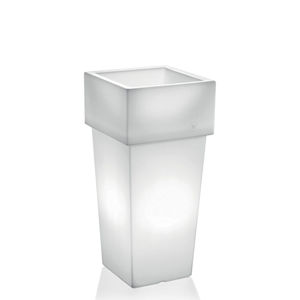 cache-pot en polyéthylène 1