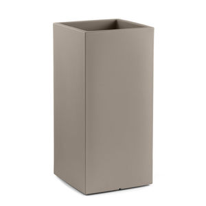 cache-pot en polyéthylène 1