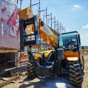 chariot télescopique pour chantier