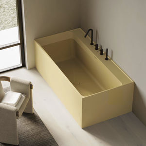 baignoire d'angle