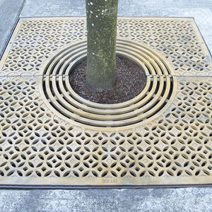 grille d'arbre carrée