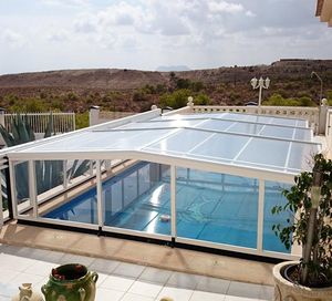 abri de piscine haut 1