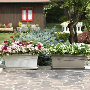 jardinière en plastique